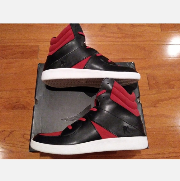 Rocawear Renaissance Designer Sneakers Black and Red Rare Sz. 10 Vintage DS New - Picture 6 of 13